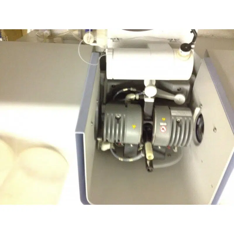 Perkin Elmer AAnalyst 600 Atomic Absorption Spectrometer With Computer and Software