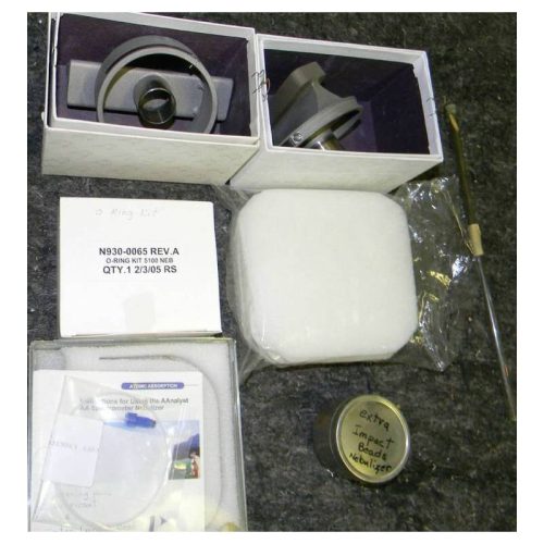 Perkin Elmer AA400 Atomic Absorption Spectrophotometer