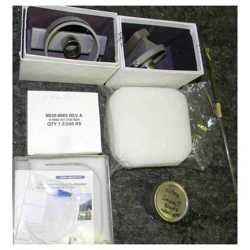 Perkin Elmer AA400 Atomic Absorption Spectrophotometer